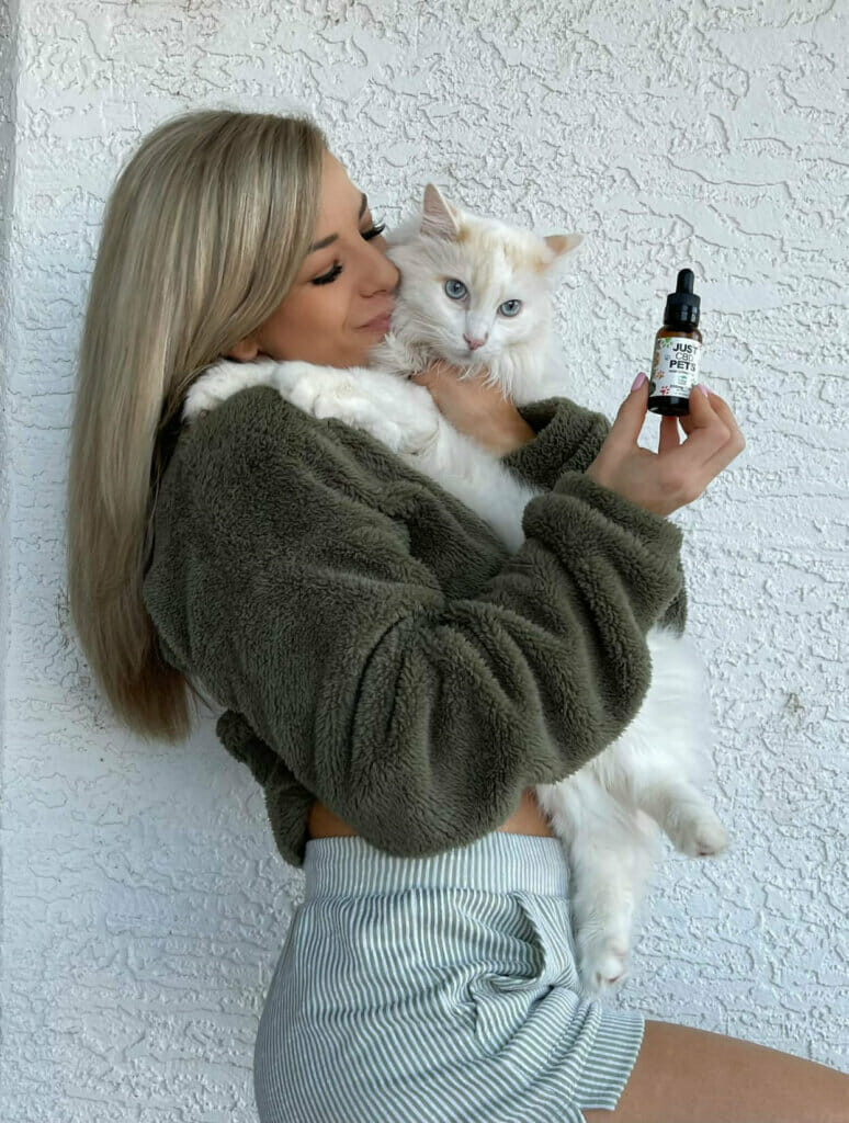 Cat-oil-salmon-tincture-CBD